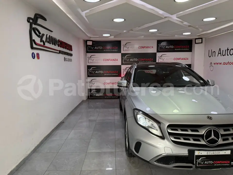 Foto 2 de Mercedes Benz GLA 180