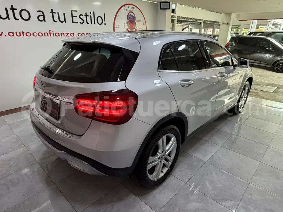 Foto 9 de Mercedes Benz GLA 180