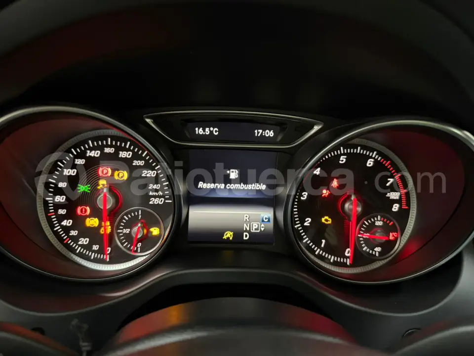 Foto 26 de Mercedes Benz GLA 180