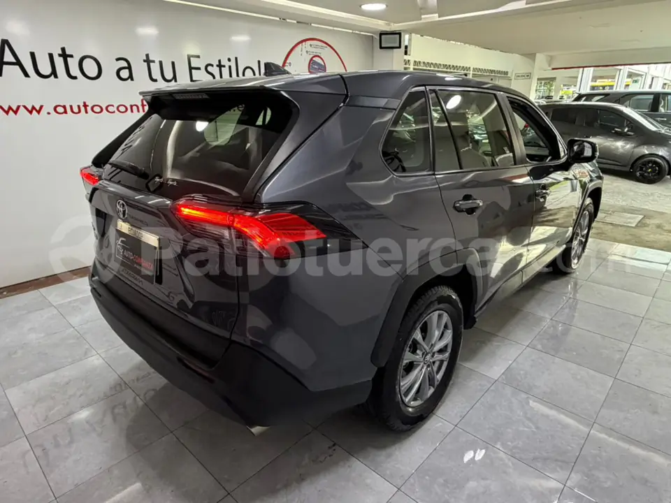 Foto 9 de Toyota NEW RAV4 AC 2.0 5P