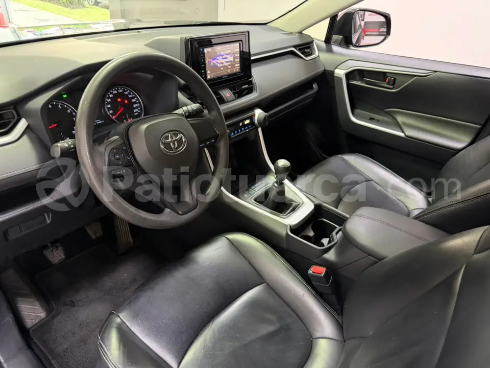 Foto 12 de Toyota NEW RAV4 AC 2.0 5P