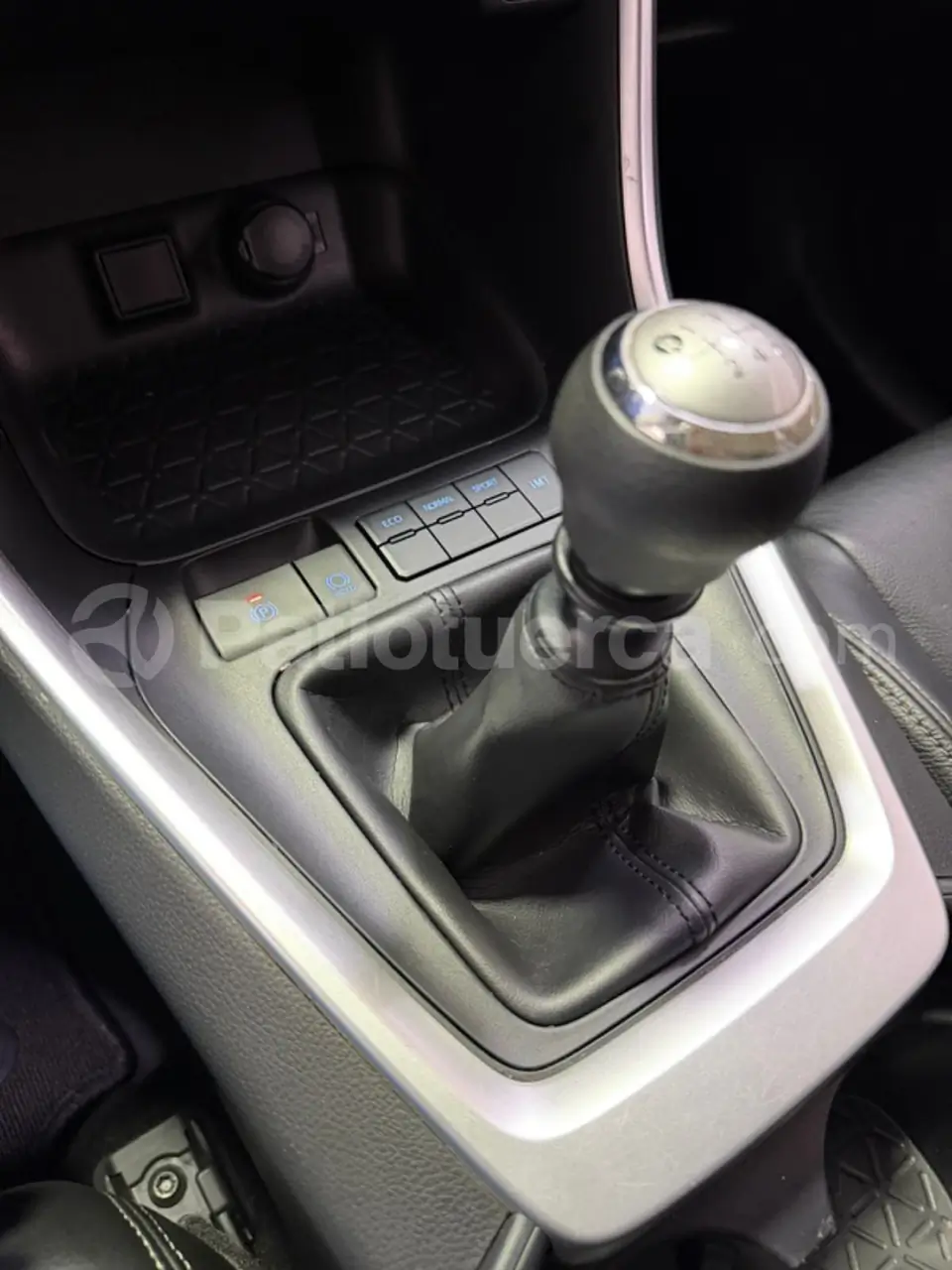 Foto 23 de Toyota NEW RAV4 AC 2.0 5P