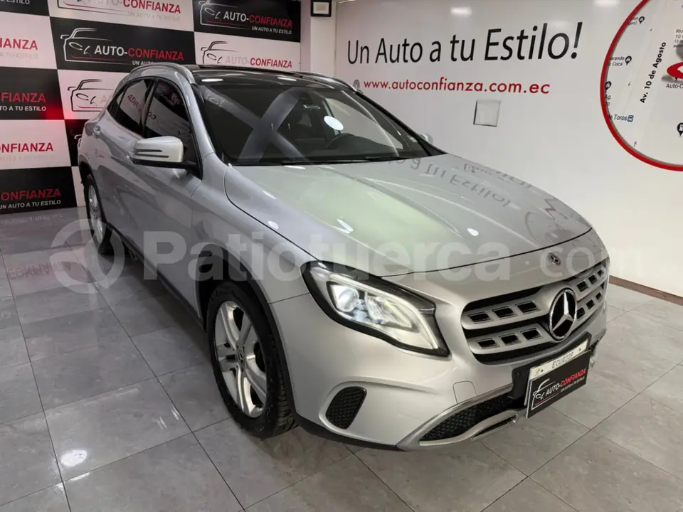 Foto 3 de Mercedes Benz GLA 180