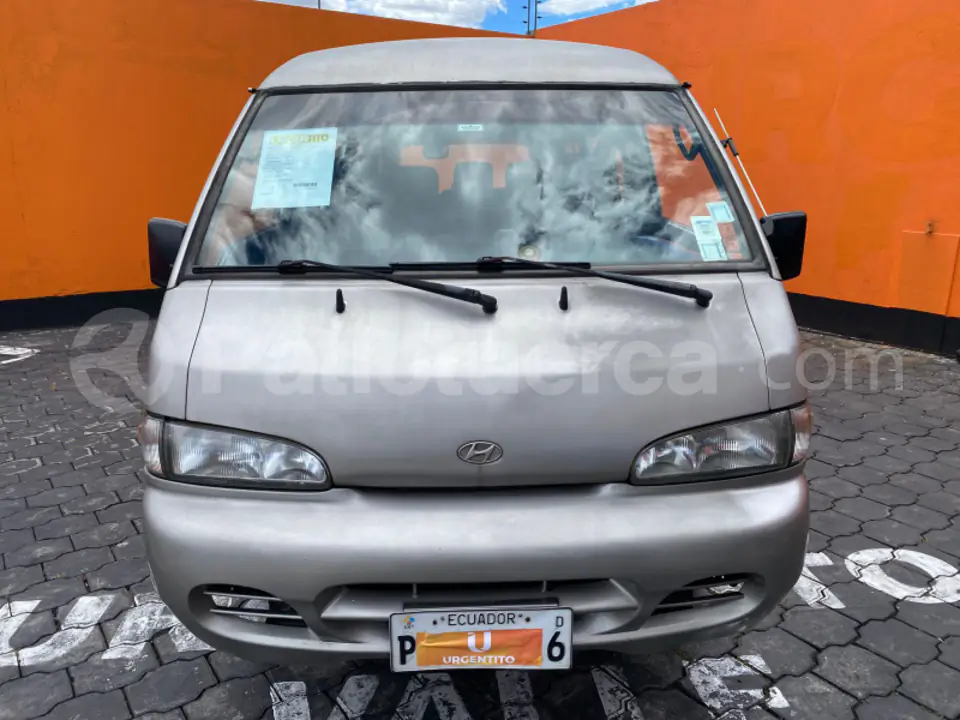 Foto 1 de Hyundai H100