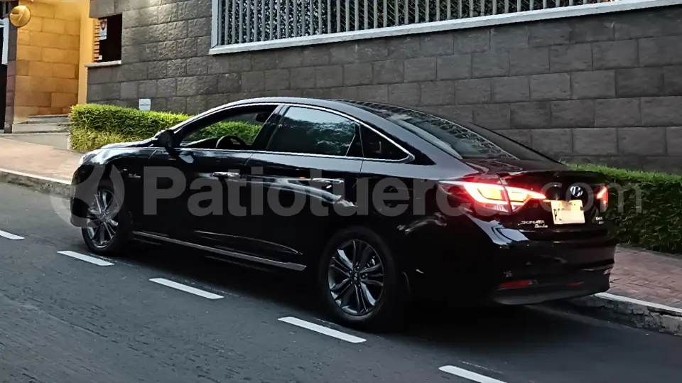 Foto 4 de Hyundai Sonata Hybrid