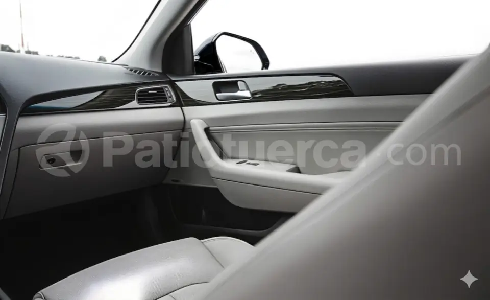 Foto 10 de Hyundai Sonata Hybrid