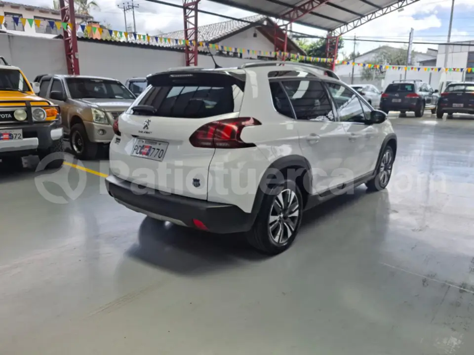 Foto 4 de Peugeot 2008