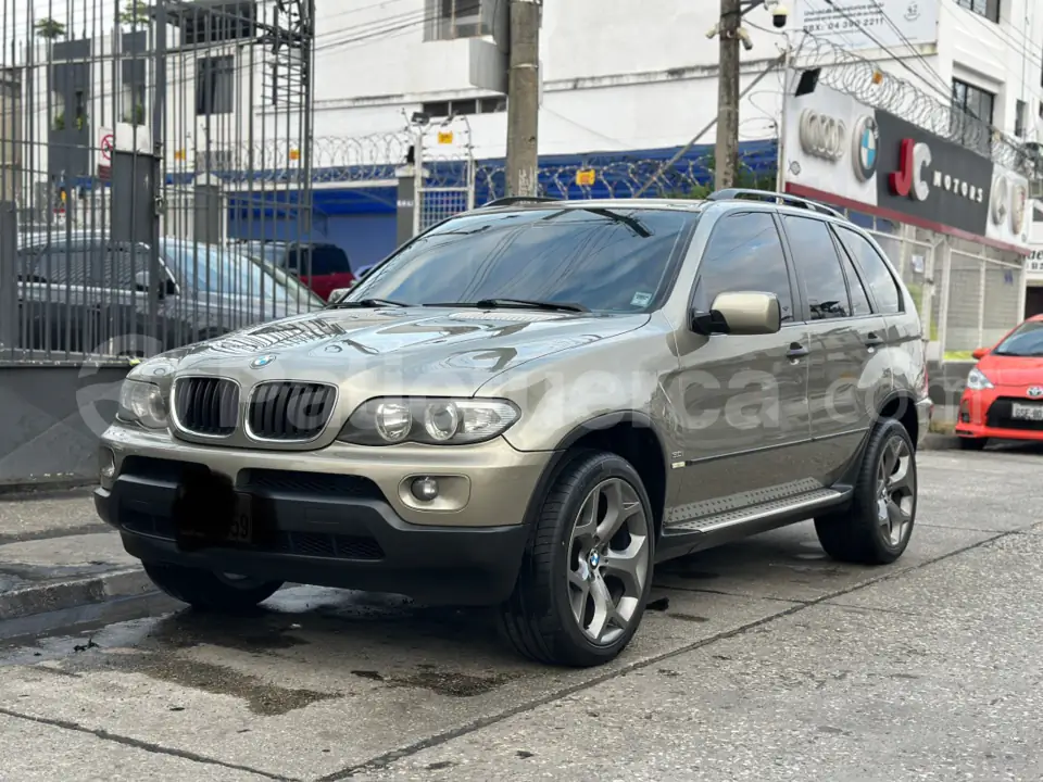 Foto 2 de BMW X5 3.0i