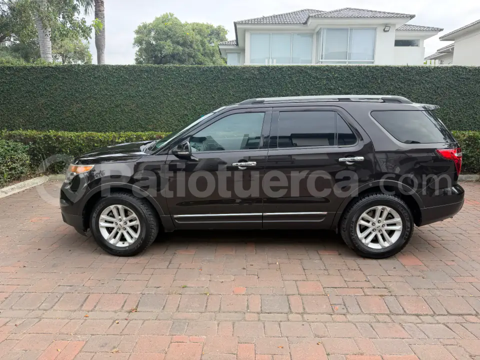 Foto 2 de Ford Explorer XLT