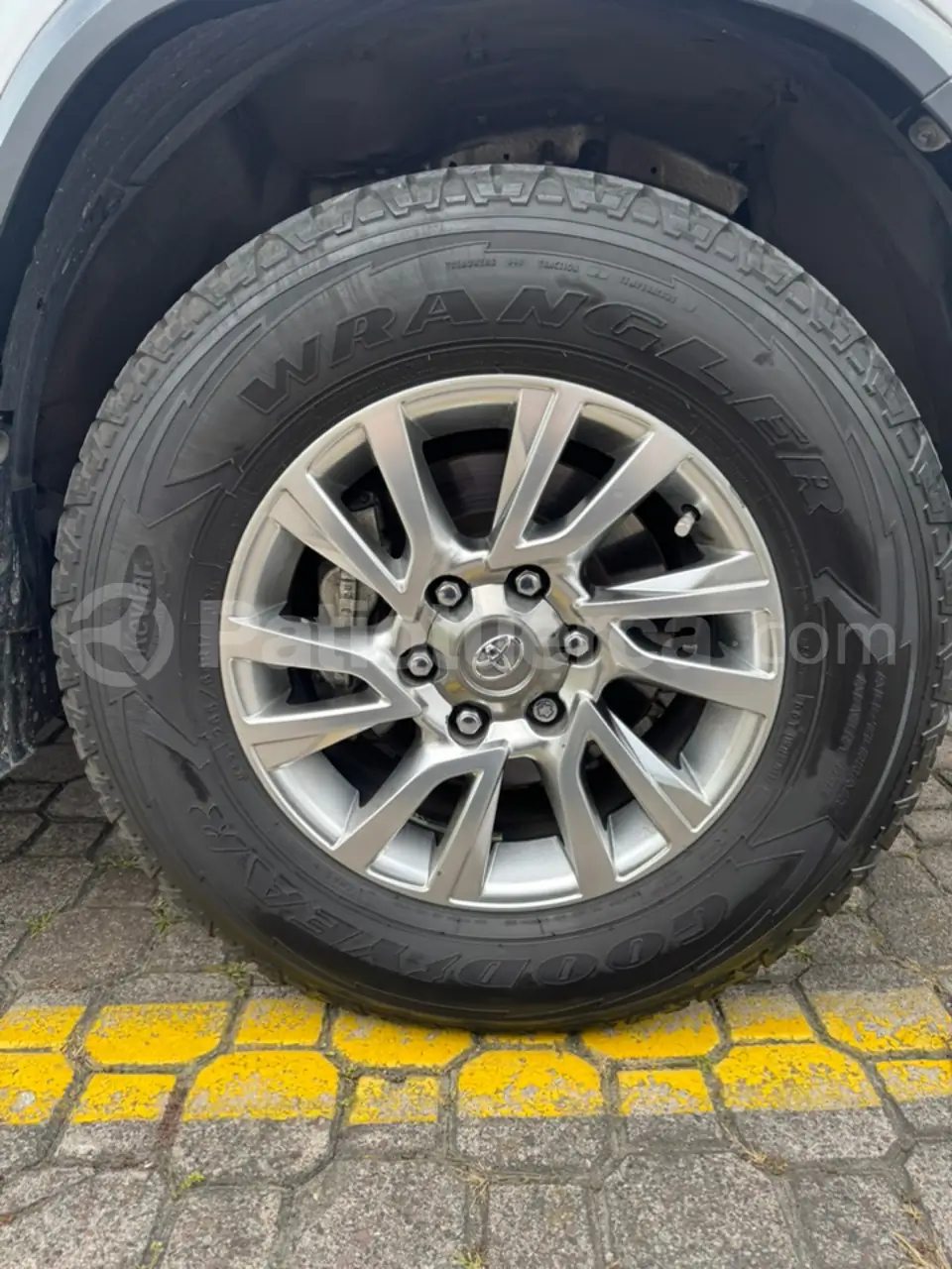 Foto 10 de Toyota Fortuner 2.7