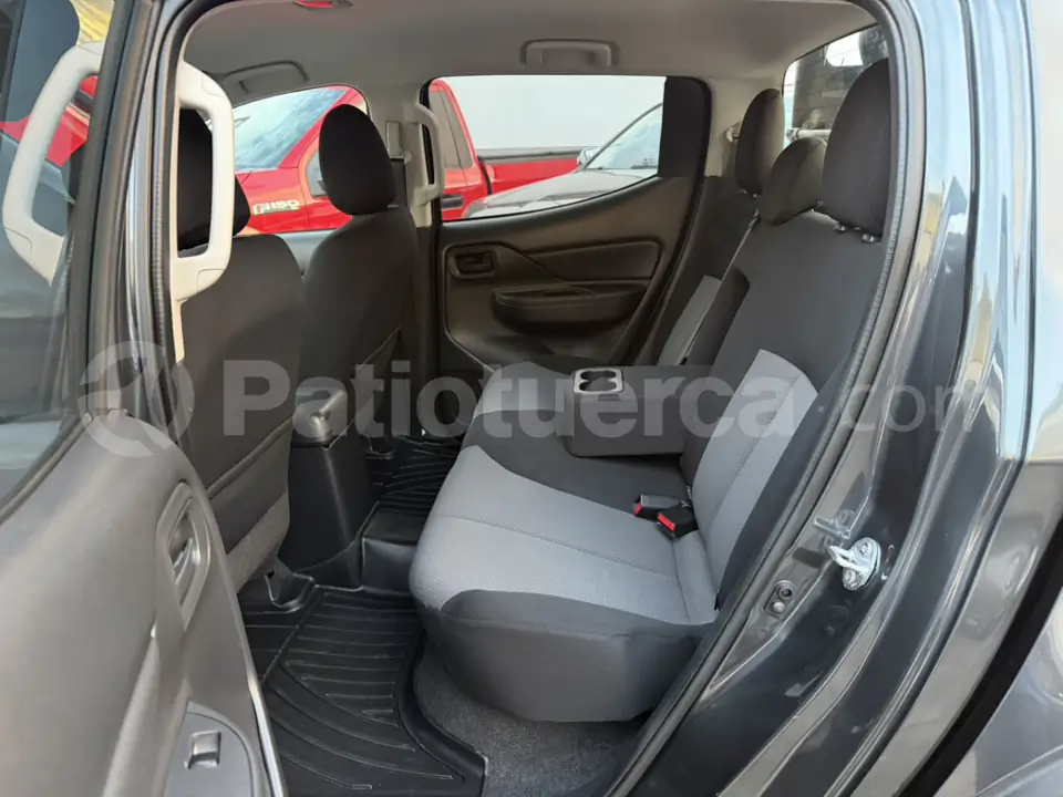 Foto 33 de Mitsubishi L200 Triton