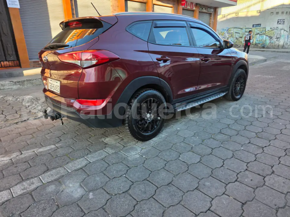 Foto 2 de Hyundai TUCSON TL