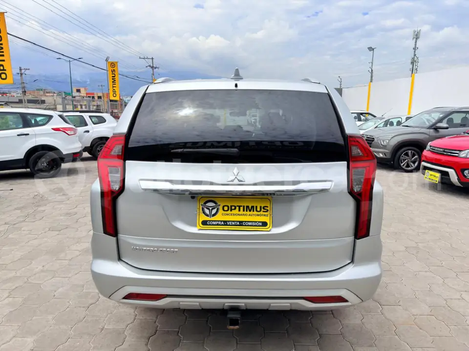 Foto 7 de Mitsubishi Montero Sport