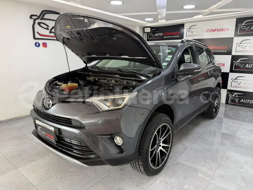Foto 25 de Toyota RAV 4