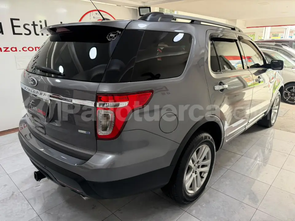 Foto 8 de Ford Explorer