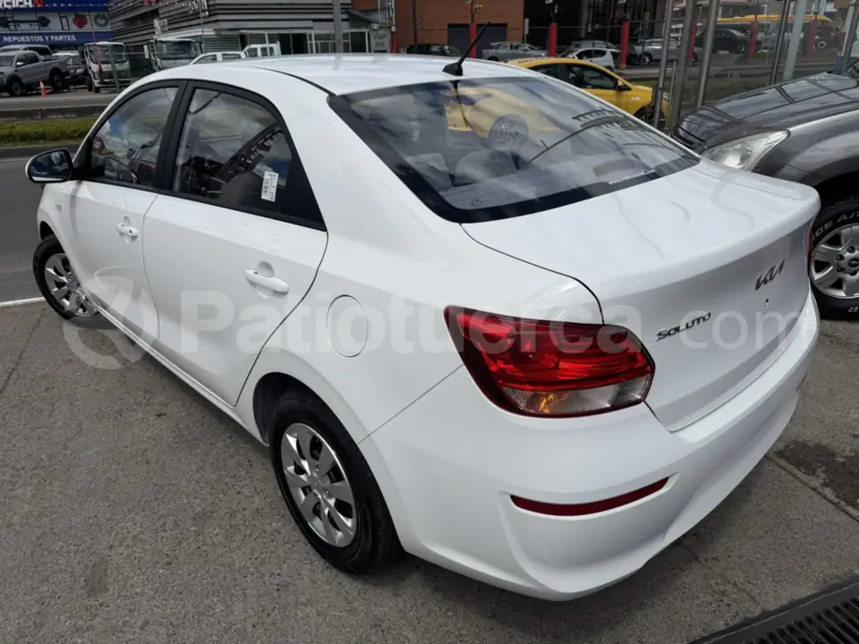 Foto 5 de Kia Soluto
