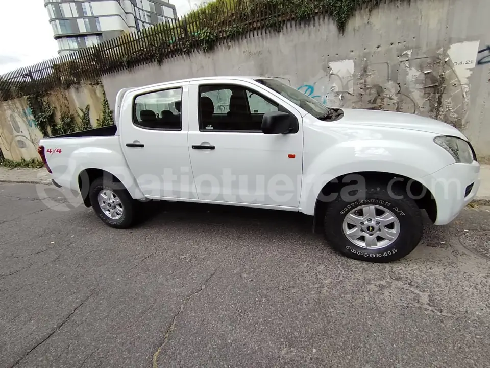 Foto 3 de Chevrolet D-MAX CRDI STD 3.0 4X4