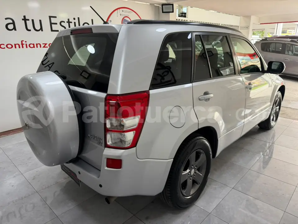 Foto 9 de Chevrolet Grand Vitara SZ