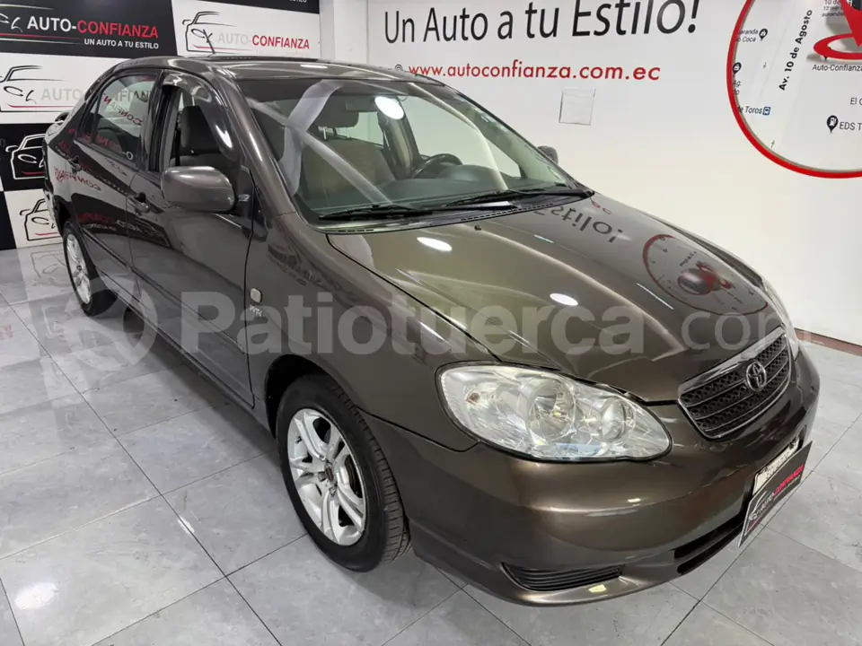 Foto 3 de Toyota Corolla 1.6