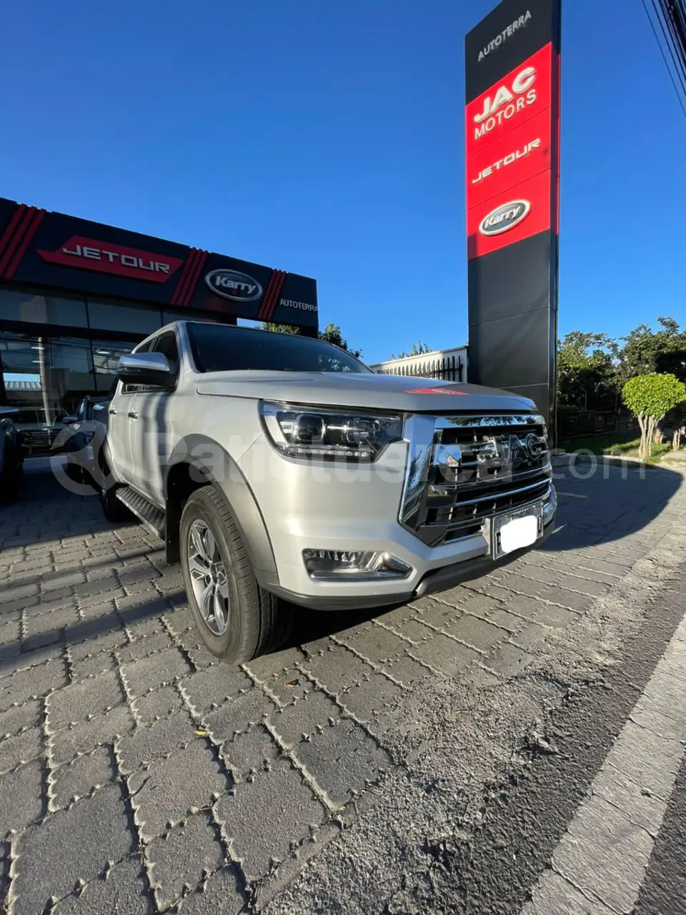 Foto 5 de JAC T8 LUXURY