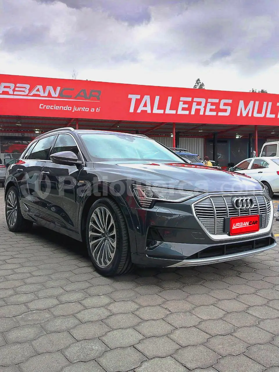 Foto 2 de Audi e-tron 50 quattro