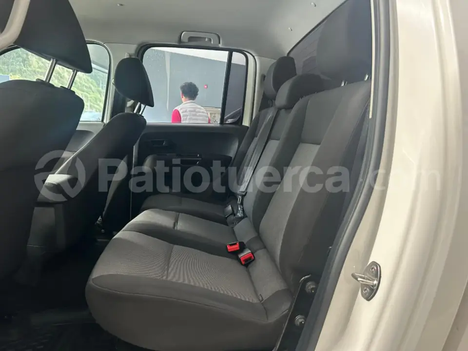 Foto 10 de Volkswagen AMAROK BI TDI PLUS