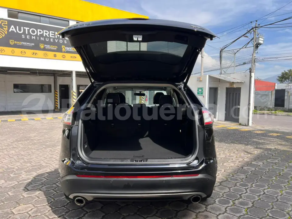 Foto 19 de Ford Edge