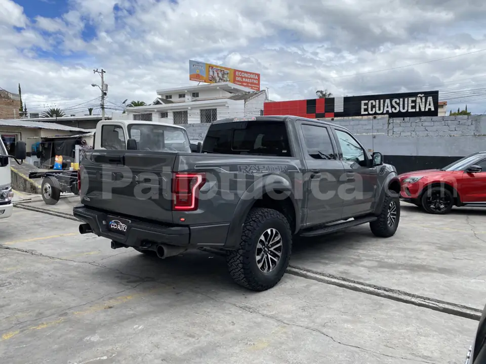 Foto 2 de Ford F150 Raptor AC