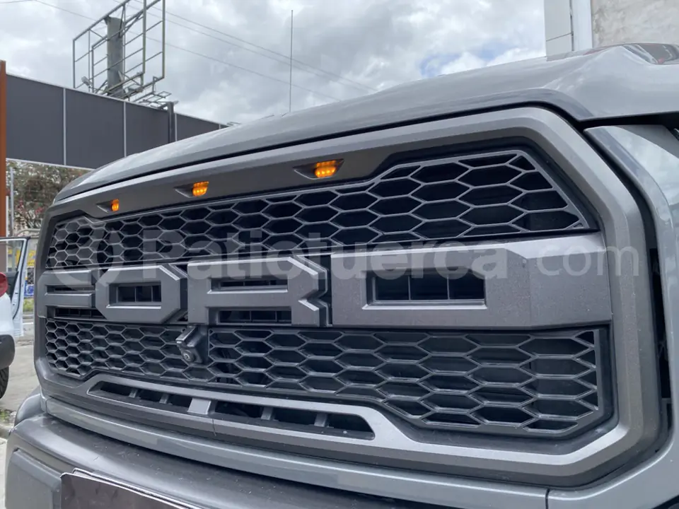 Foto 8 de Ford F150 Raptor AC