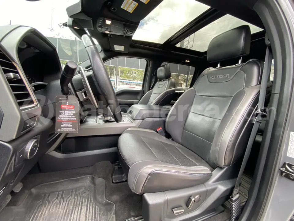 Foto 9 de Ford F150 Raptor AC