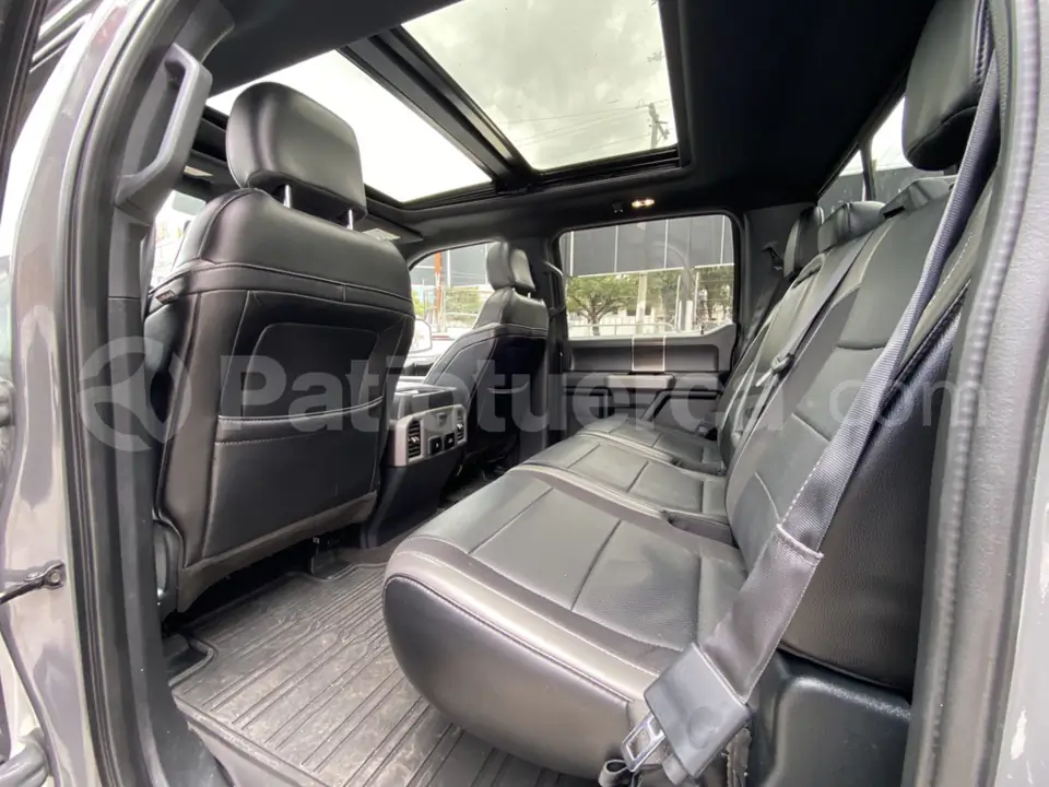 Foto 10 de Ford F150 Raptor AC