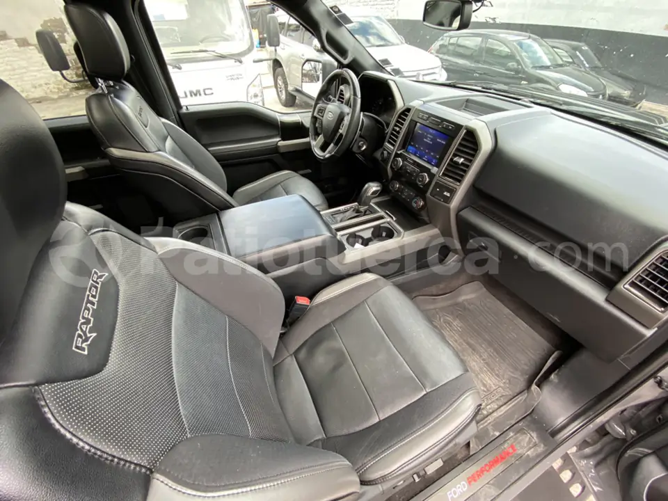 Foto 19 de Ford F150 Raptor AC