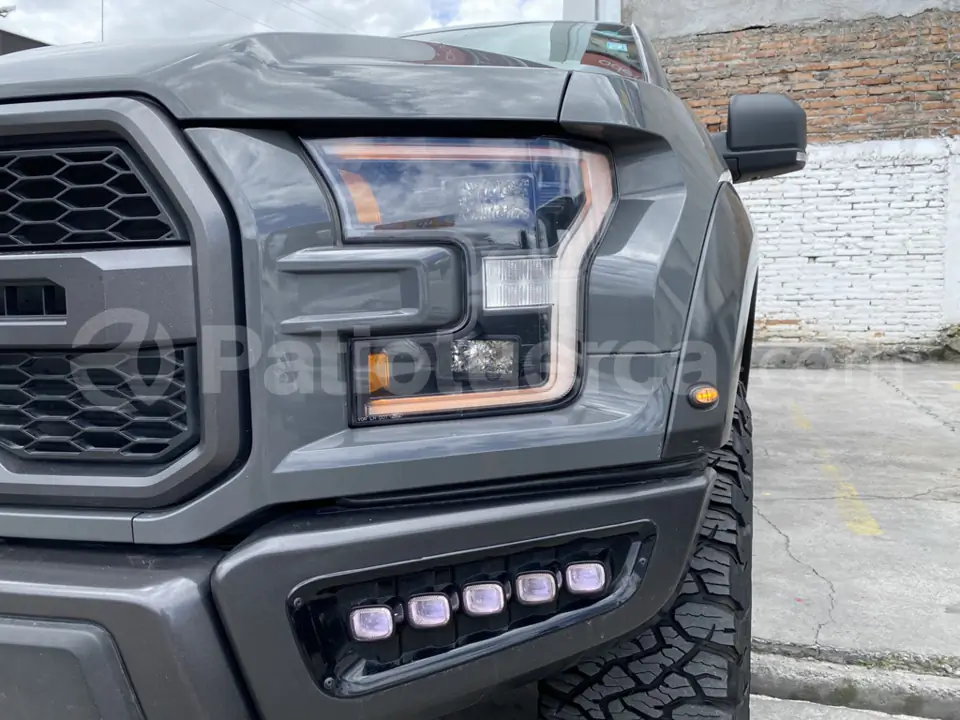 Foto 8 de Ford F150 Raptor AC