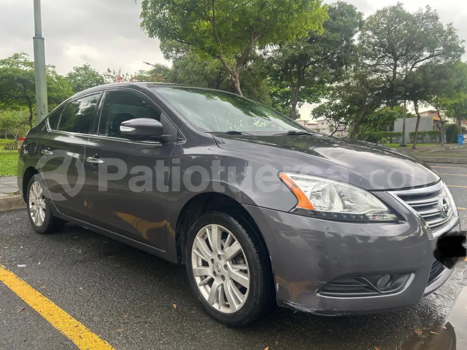 Foto 4 de Nissan Sentra Exclusive xtronic CVT