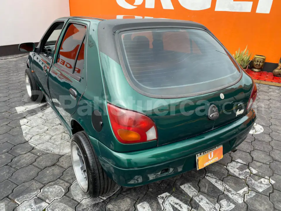 Foto 7 de Ford Fiesta