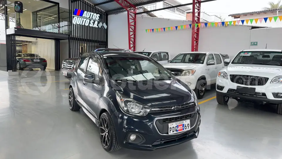 Foto 3 de Chevrolet Spark GT
