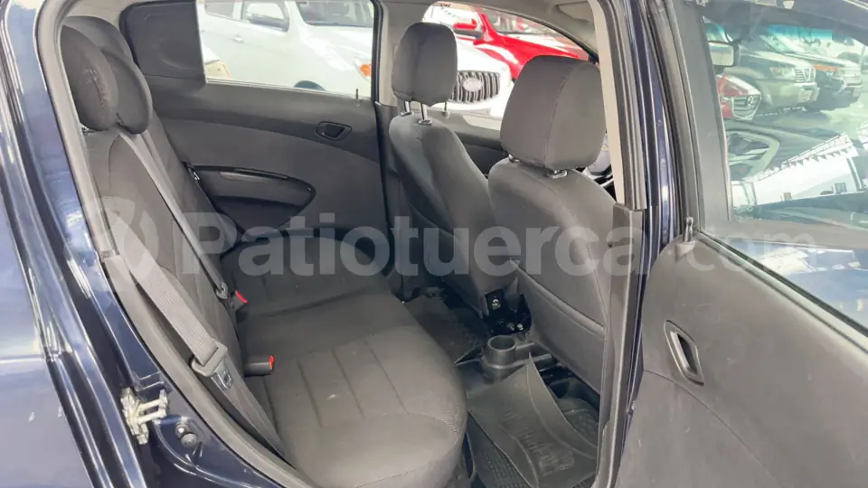 Foto 8 de Chevrolet Spark GT