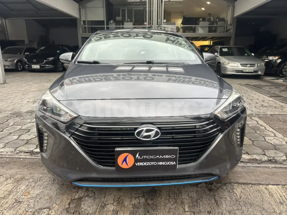 Foto 2 de Hyundai Ioniq Hybrid