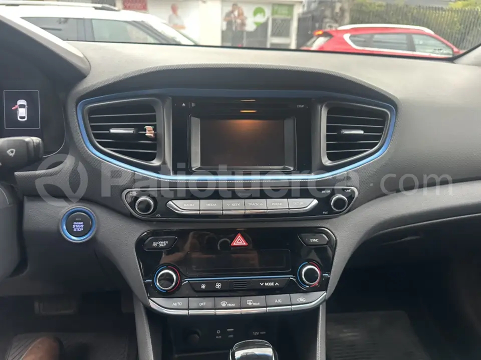 Foto 14 de Hyundai Ioniq Hybrid