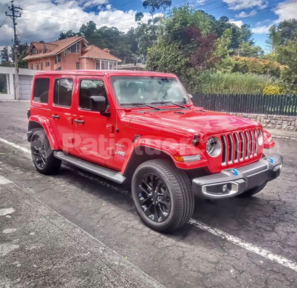 Foto 2 de Jeep Wrangler Unlimited Sahara