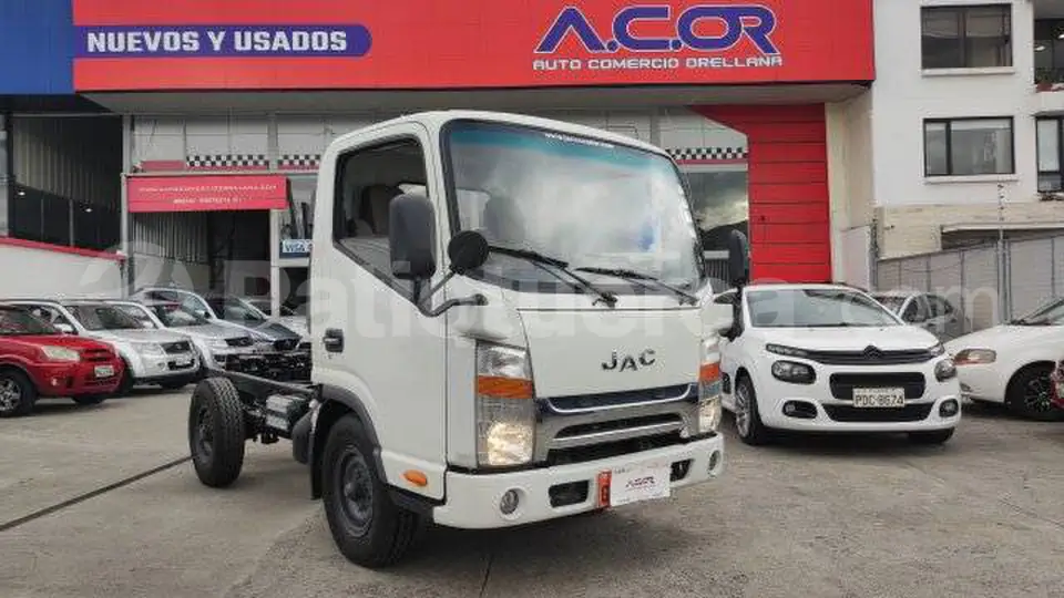 Foto 1 de JAC HFC 1035 KD