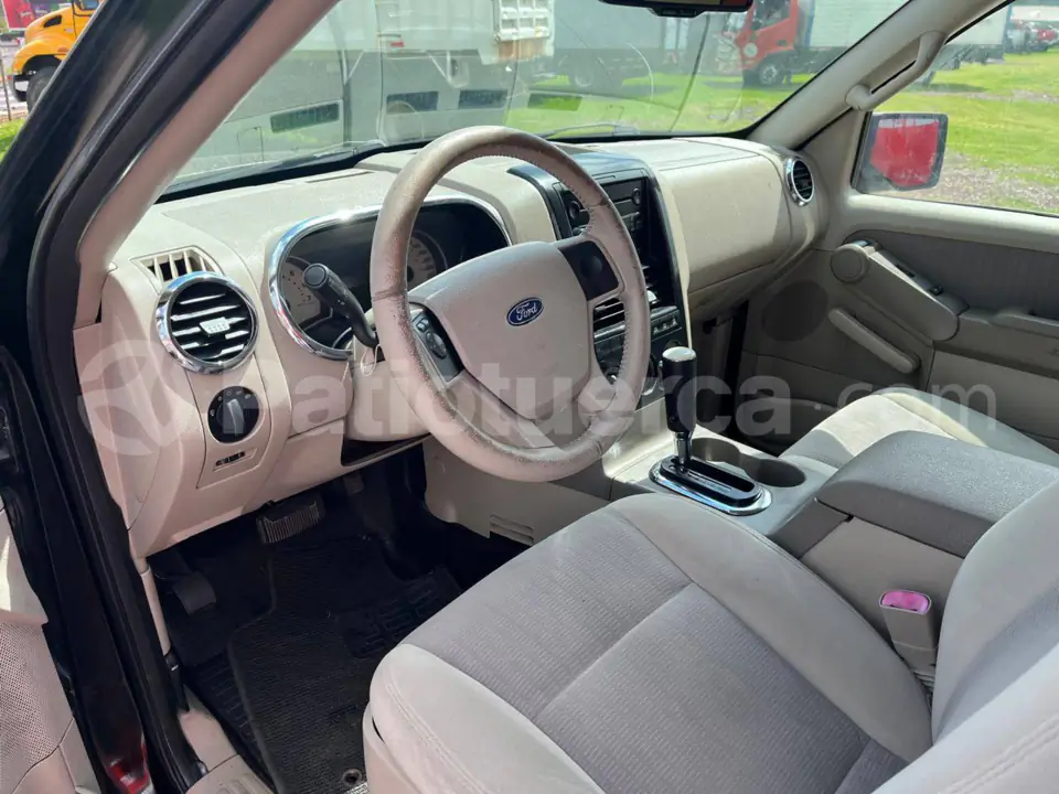 Foto 8 de Ford Sport Track