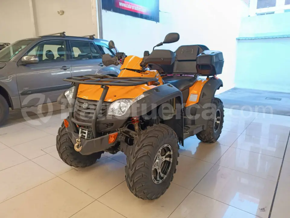 Foto 1 de CF MOTO 625 C