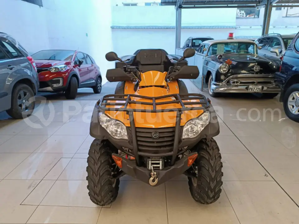 Foto 2 de CF MOTO 625 C