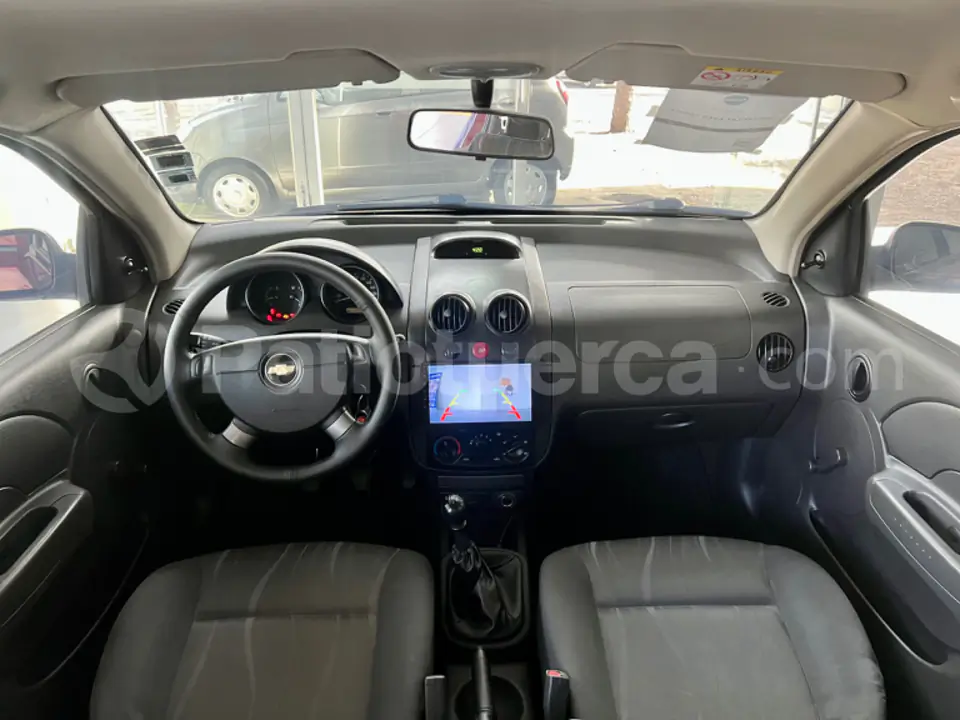 Foto 9 de Chevrolet Aveo Family