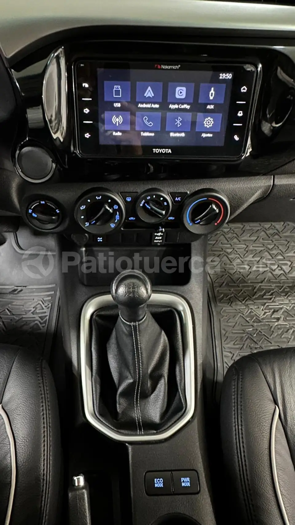 Foto 12 de Toyota Hilux SR AC CD