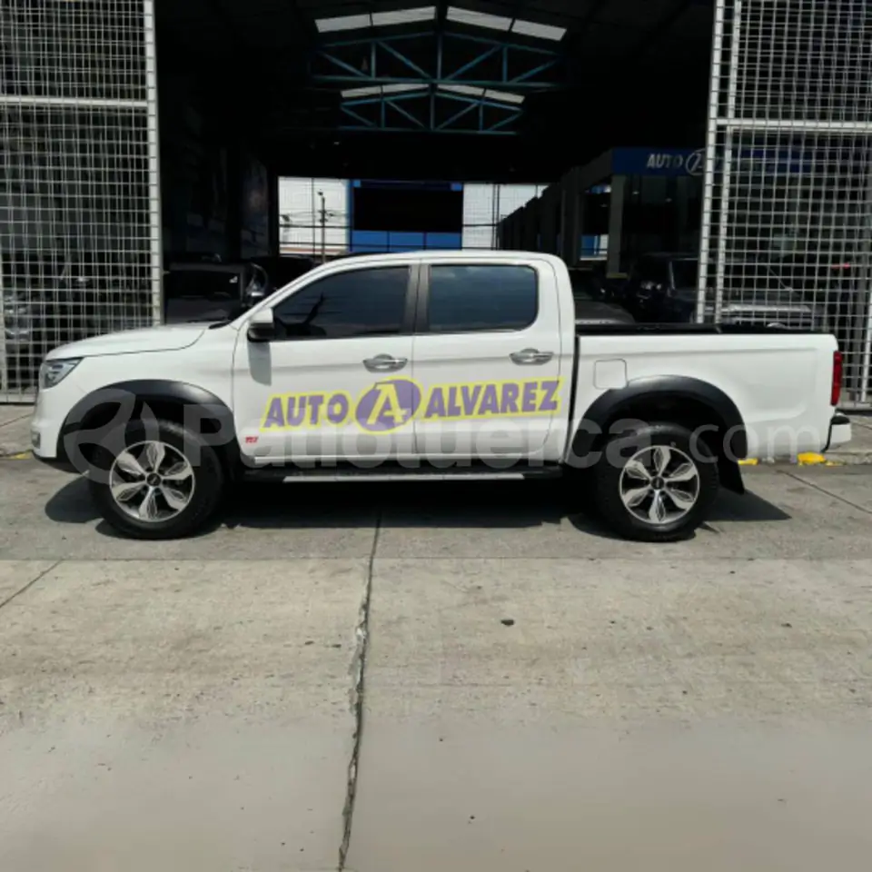 Foto 4 de JAC T8 LUXURY