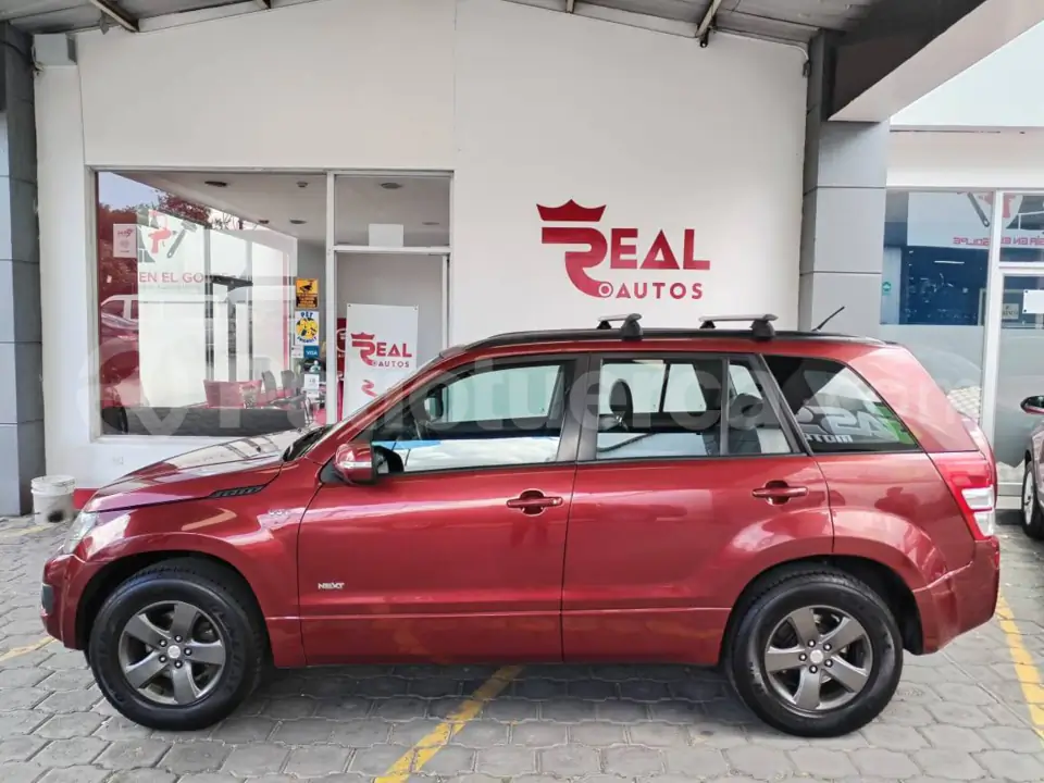 Foto 4 de Suzuki Grand Vitara SZ Next Sport 2.4