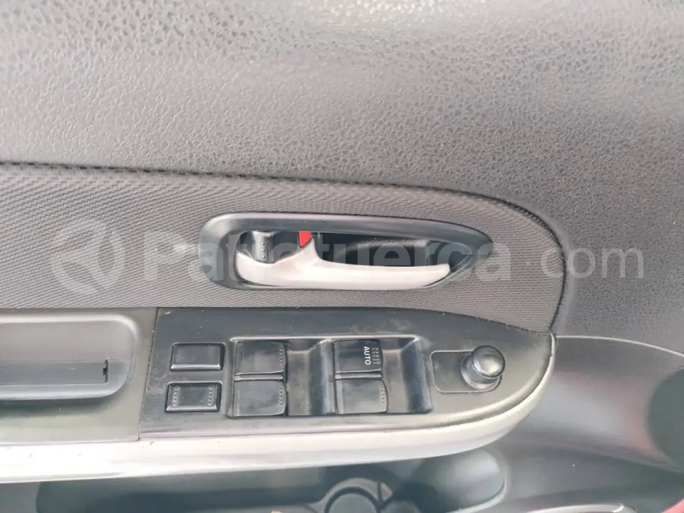 Foto 13 de Suzuki Grand Vitara SZ Next Sport 2.4