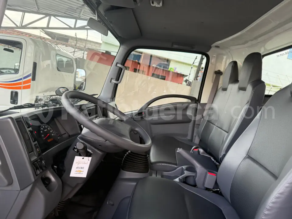 Foto 6 de Chevrolet NPR 815 EIII